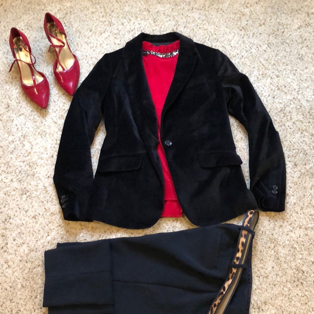 3/4 sleeve  jeweled neck sweater